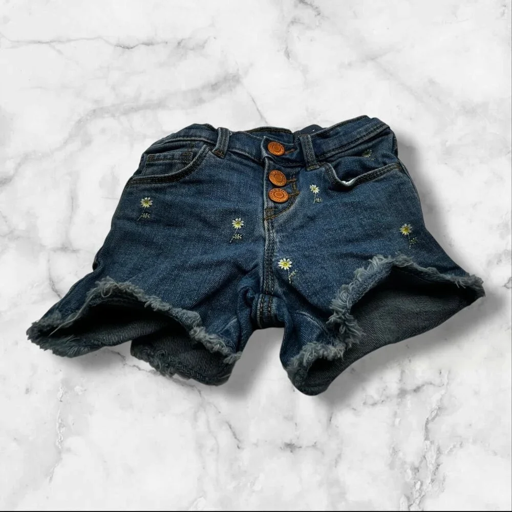 Old Navy Toddler Girls 4T Adjustable Denim Daisy-Embroidered Frayed Hem Shorts‎